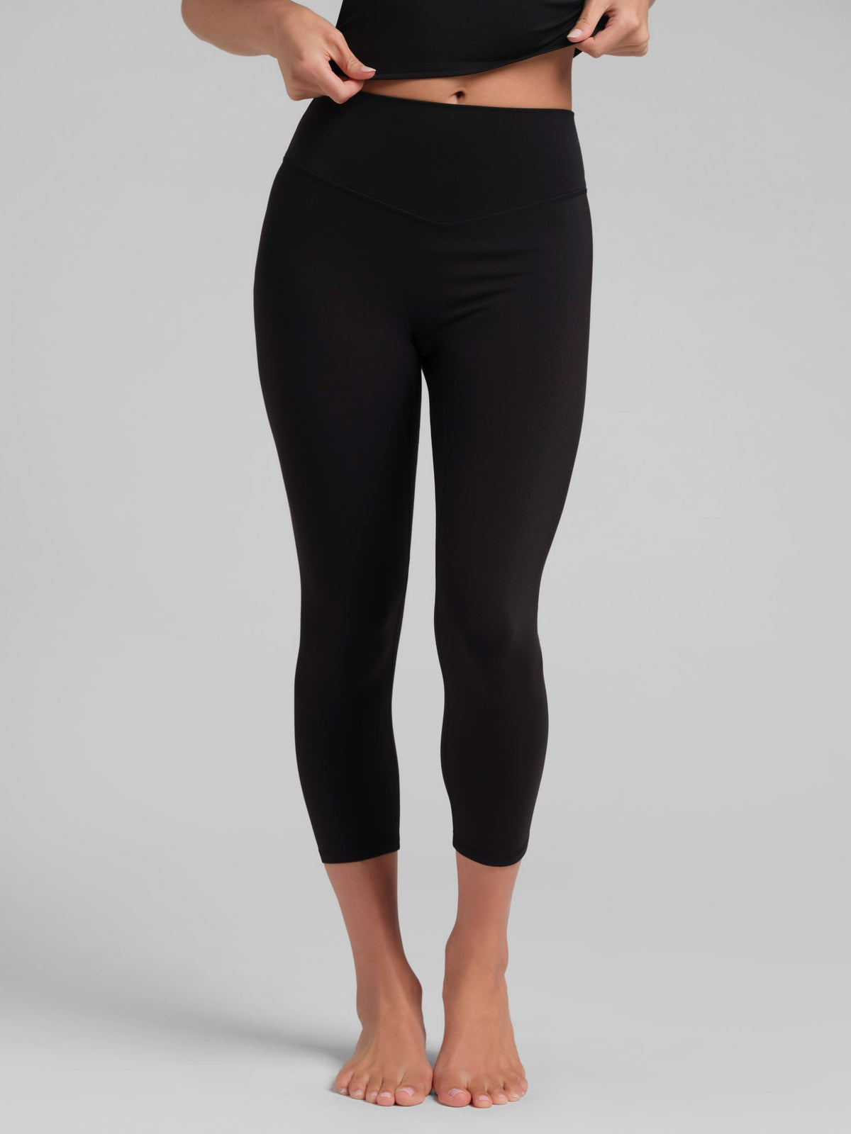 ComfrtCore™ 2.0 High-Waist Capri 21