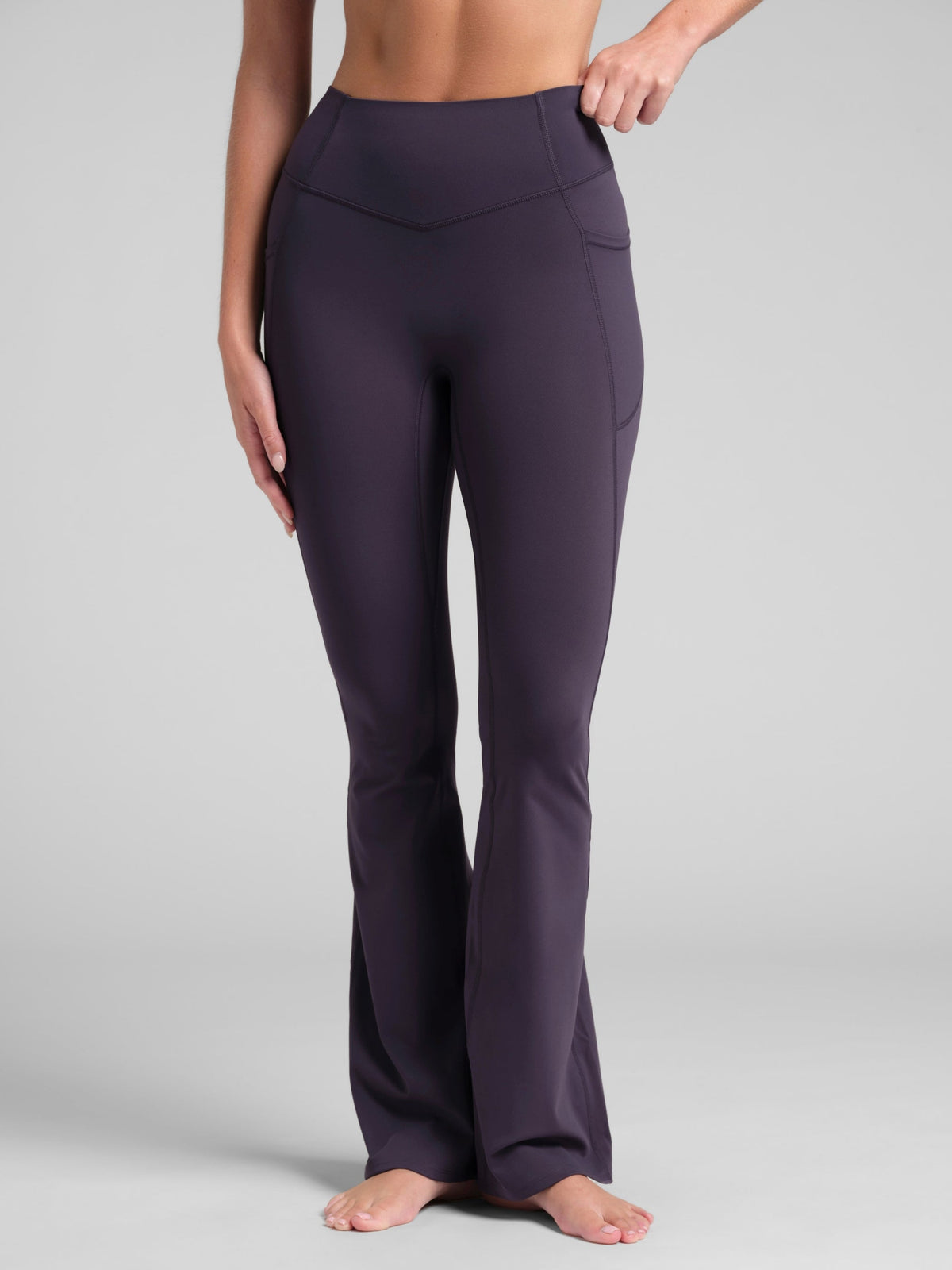 ComfrtCore™ 2.0 Sculpt High-Waist Flare Legging