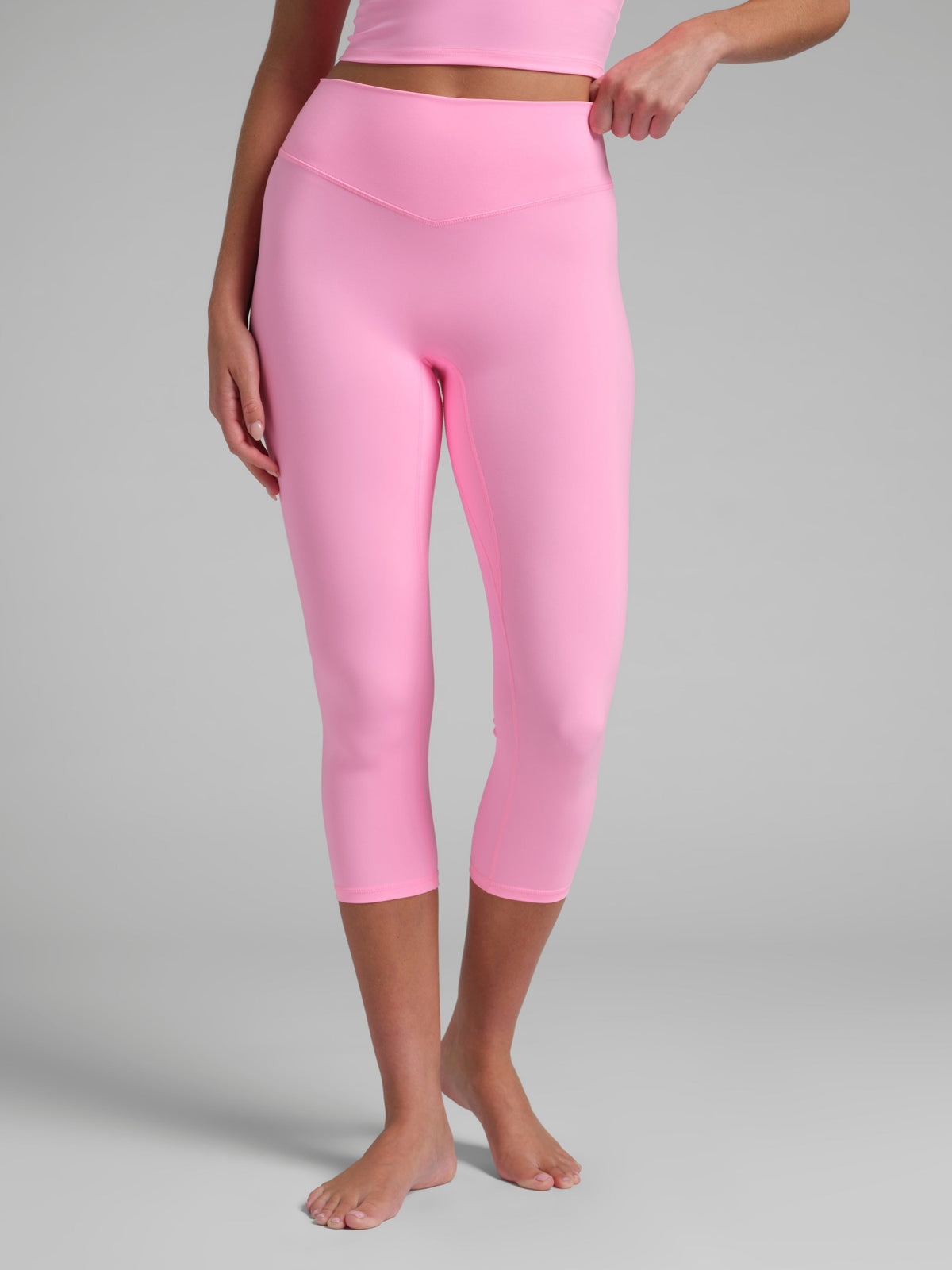 ComfrtCore™ 2.0 High-Waist Capri 21
