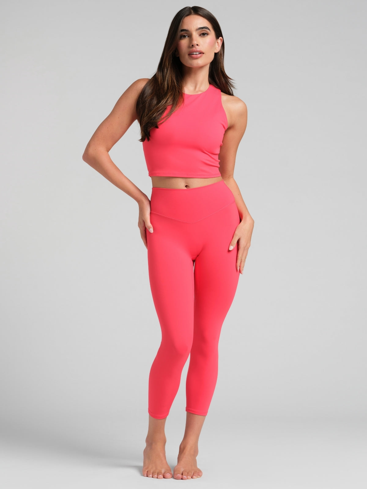 ComfrtCore™ 2.0 High Neck Crop Tank