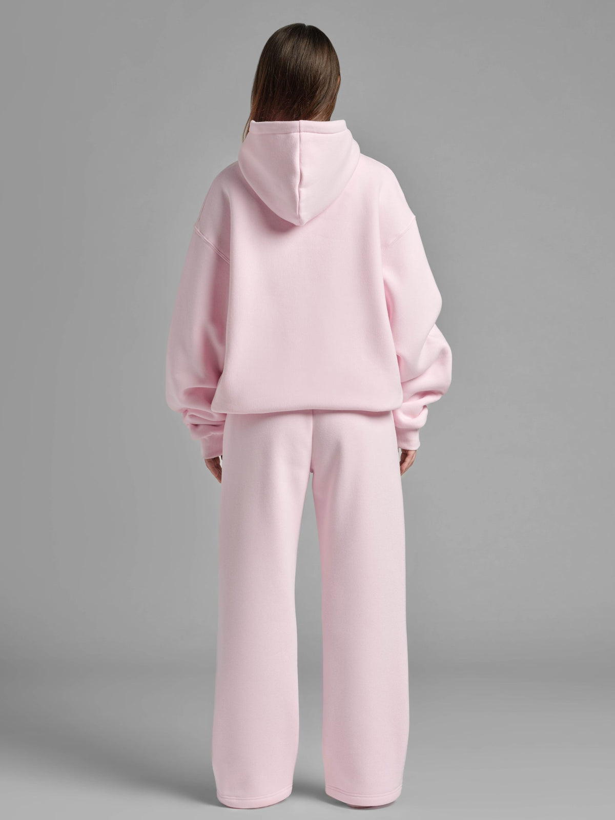 Minimalist Straight Leg Sweatpants – Short