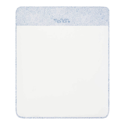 Coperta bianca in tessuto Liberty color azzurro