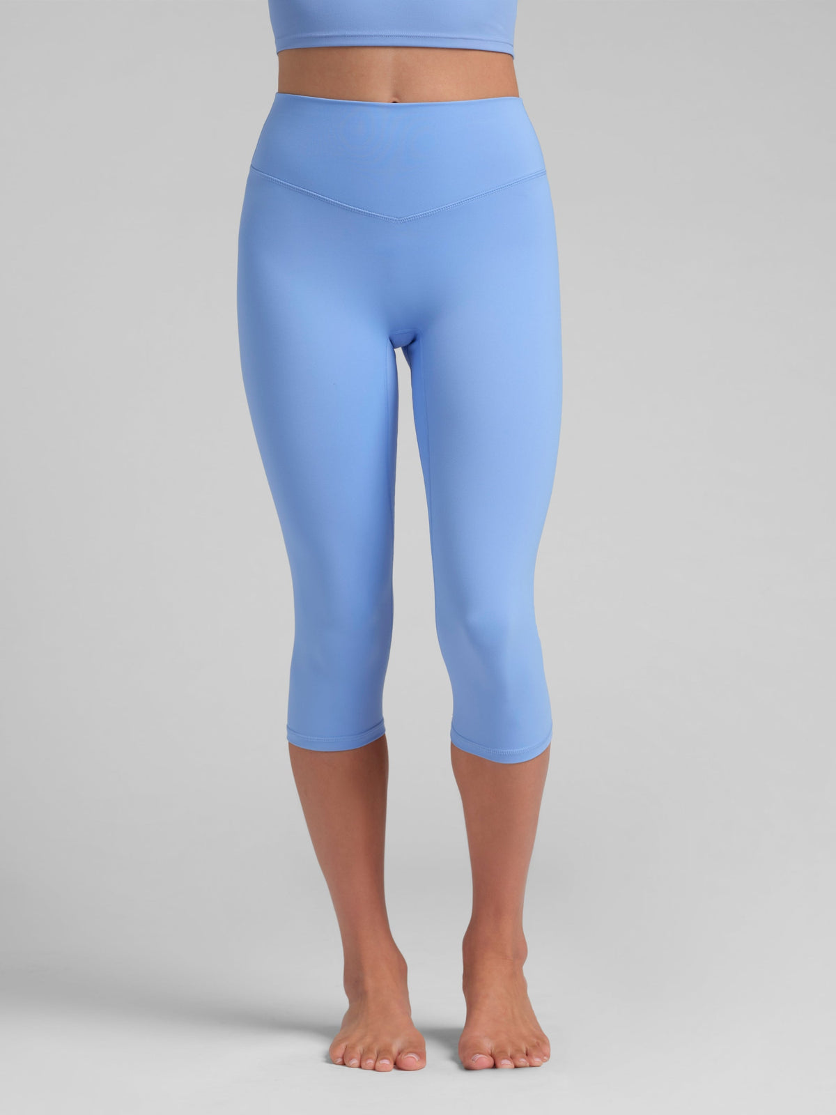 ComfrtCore™ 2.0 High-Waist Capri 18